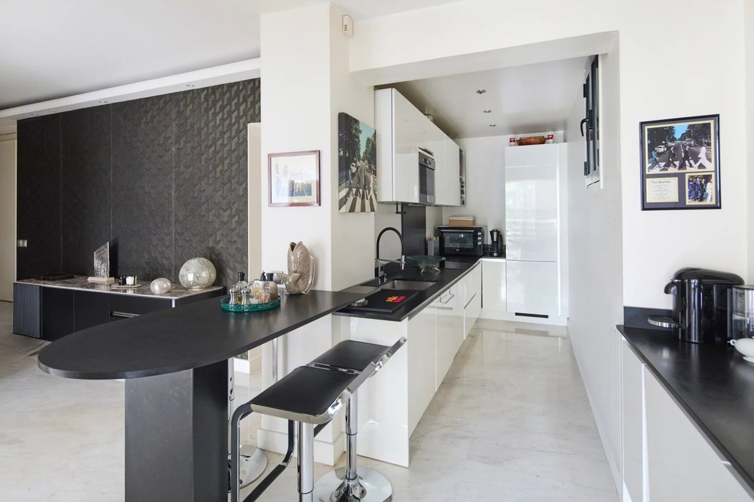 Apartment in Porte Dauphine, Paris 16e Arrondissement, Paris 5 - 17154831