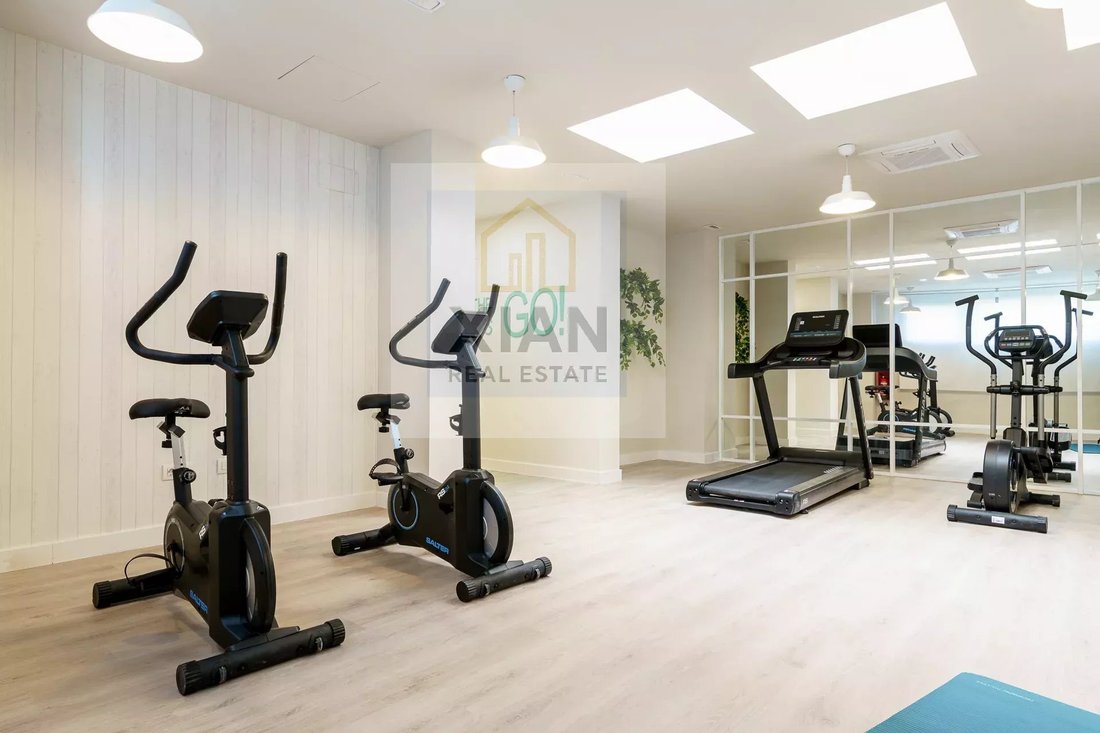Apartment in Arroyo de la Miel, Benalmadena, Andalusia 5 - 12177173
