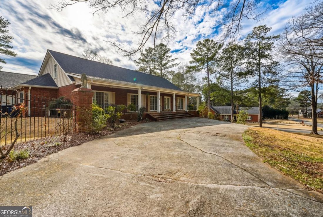 House in Cartersville, Georgia, United States 2 - 17158926
