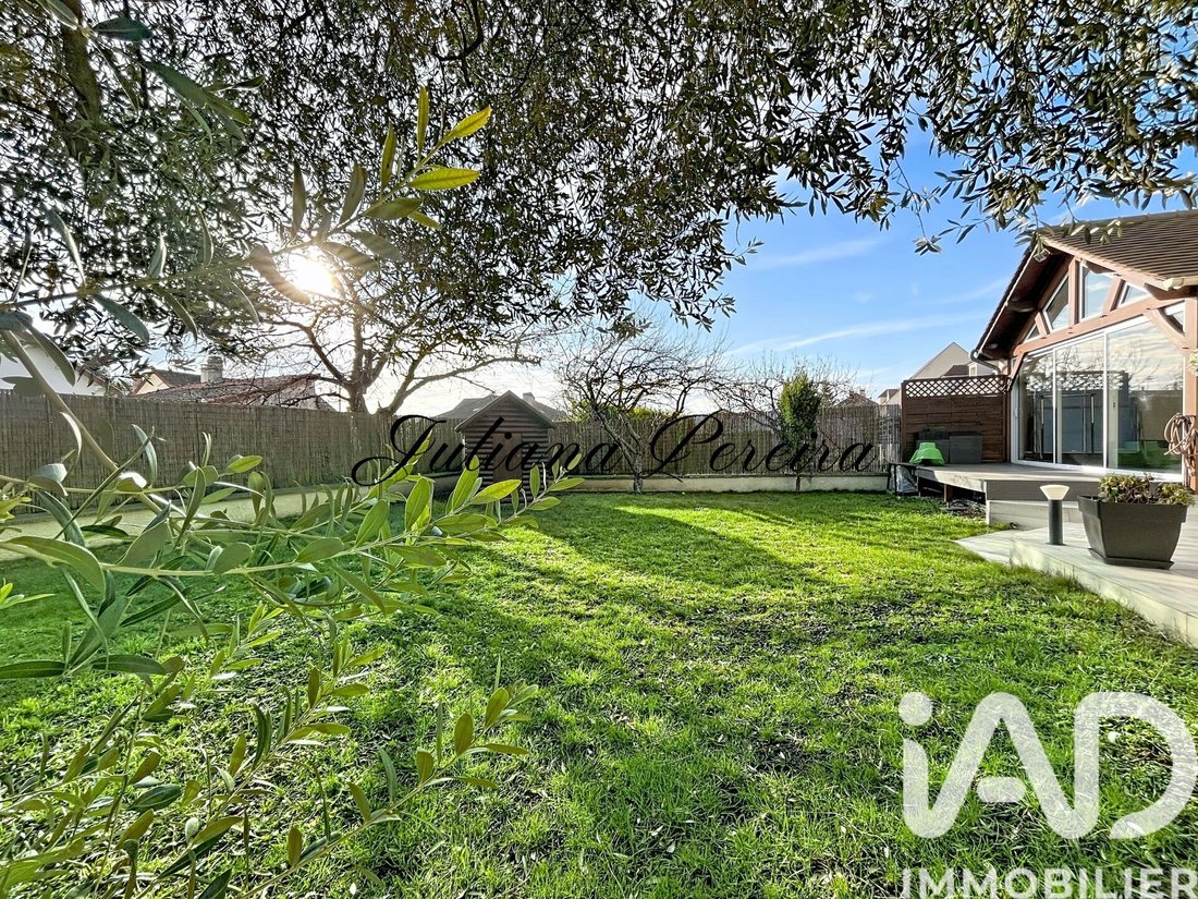 House in Issou, Ile-de-France, France 1 - 16982374