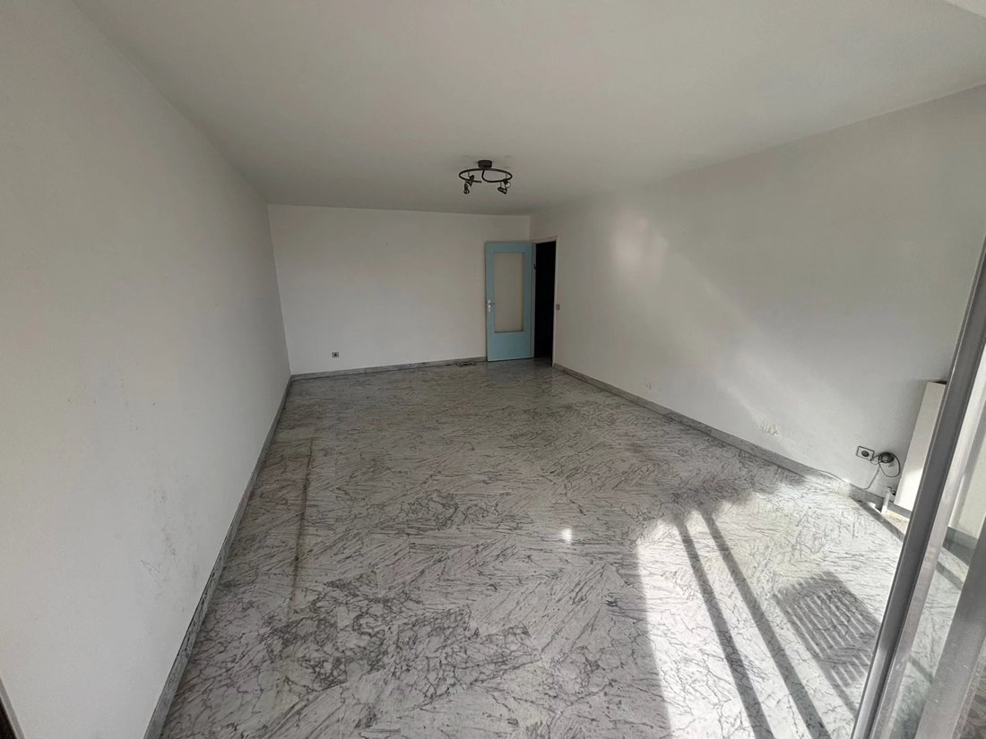 Apartment in Saint-Laurent-du-Var, Provence-Alpes-Côte d'Azur, France 3 - 17155128