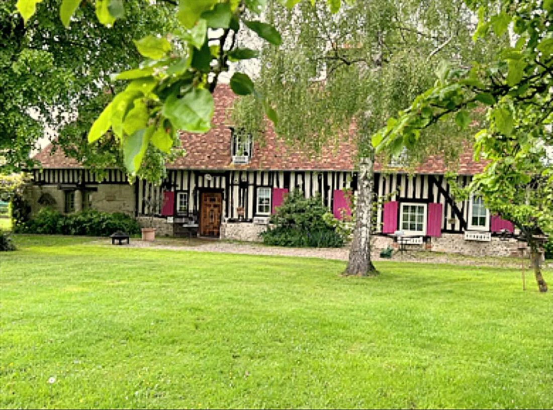 Estate in Pont-l'Évêque, Normandy, France 2 - 17155159