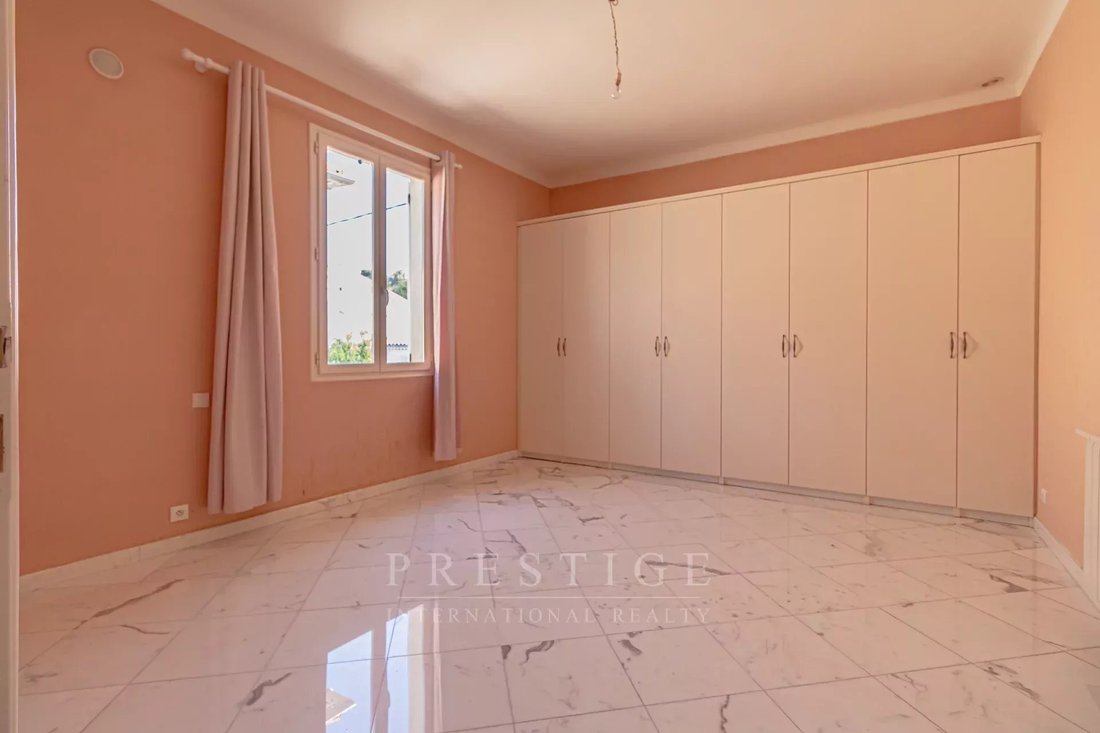 House in Juan les Pins-Gallice, Antibes, France 5 - 16309487