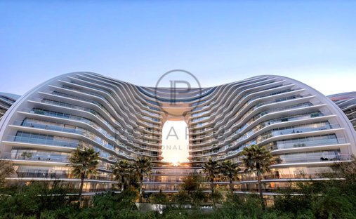Apartment in Al Marjan Island / Jazeerat Al Marjan, Ras al-Khaimah Emirate, United Arab Emirates 1