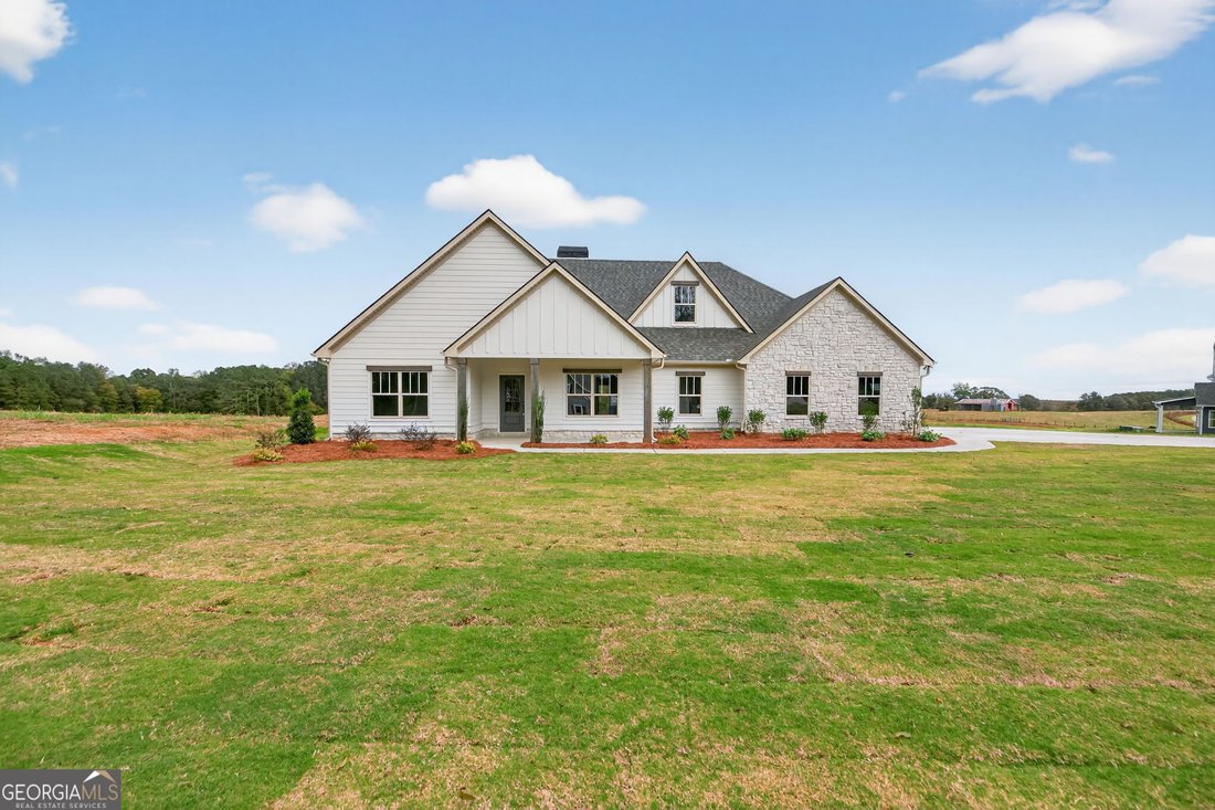 House in Roopville, Georgia, United States 1 - 16237976
