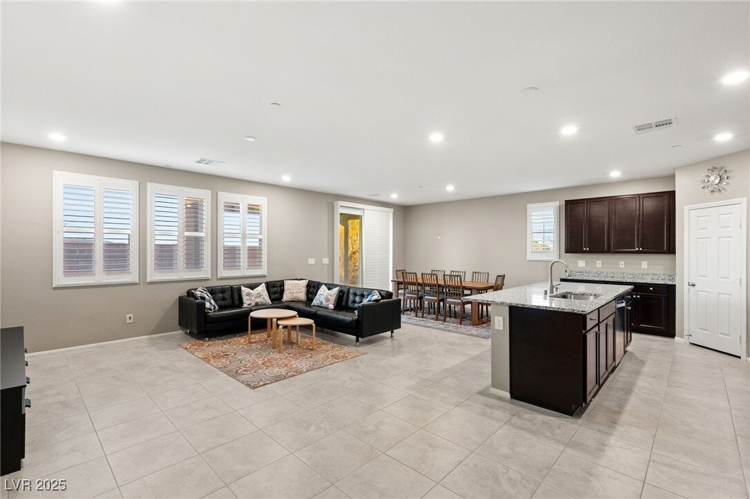 House in Henderson, Nevada, United States 2 - 17168385