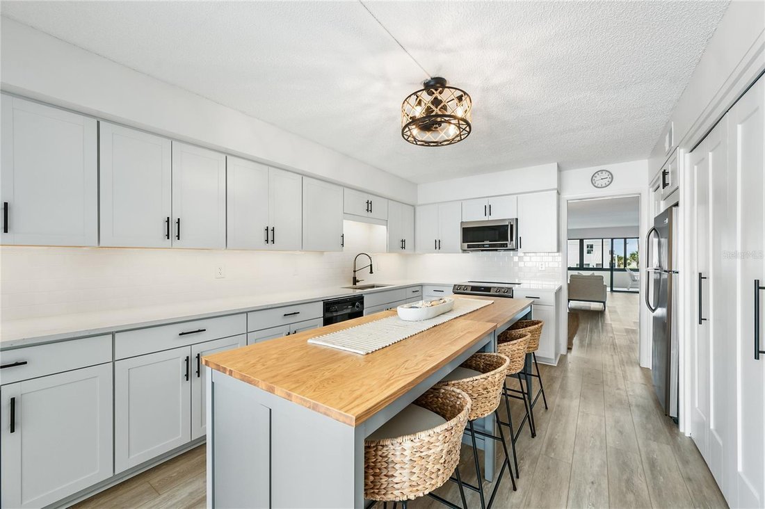 Condo in Bradenton Beach, Florida, United States 4 - 17181215