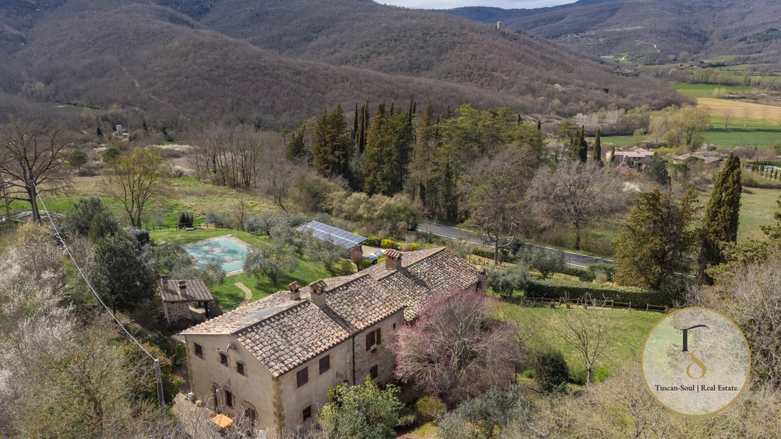 Country House in Passignano sul Trasimeno, Umbria, Italy 2 - 16708114