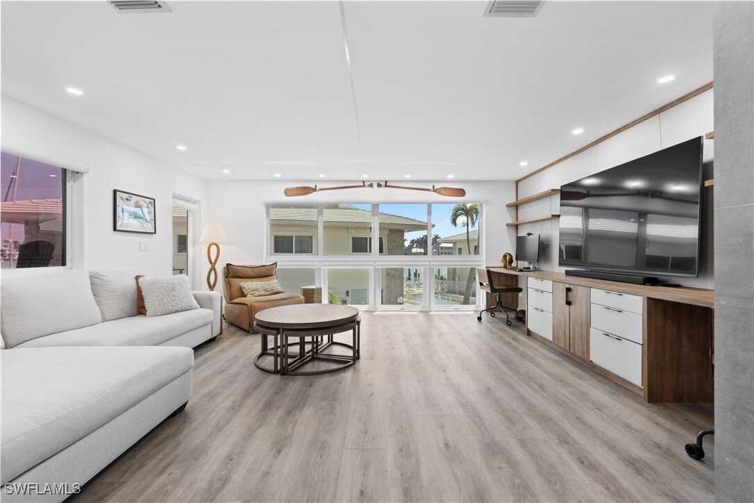 Co Op in Naples, Florida, United States 2 - 17172626