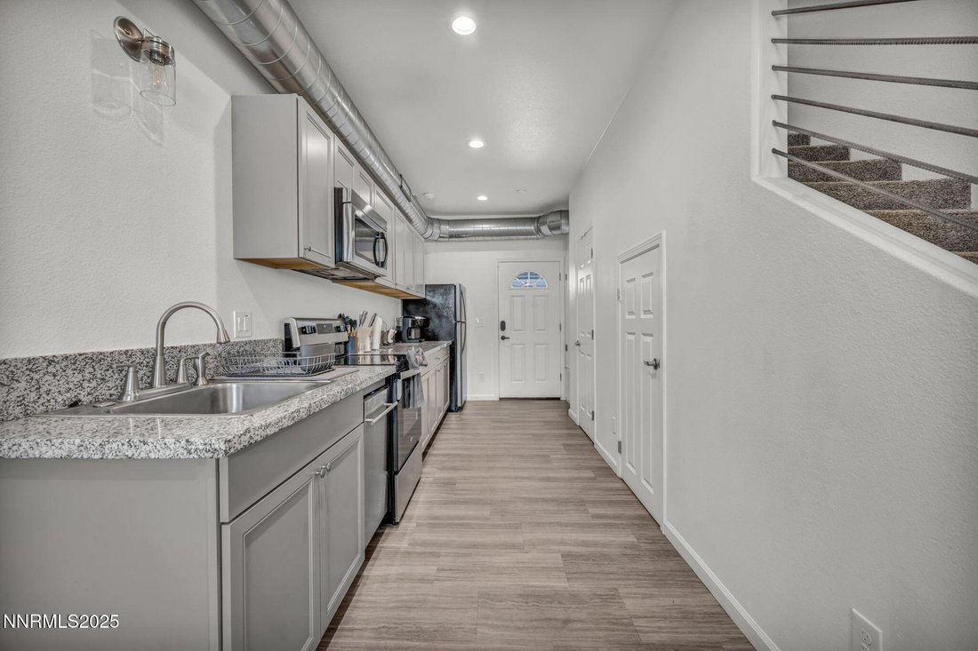Apartment in Reno, Nevada, United States 3 - 17161980