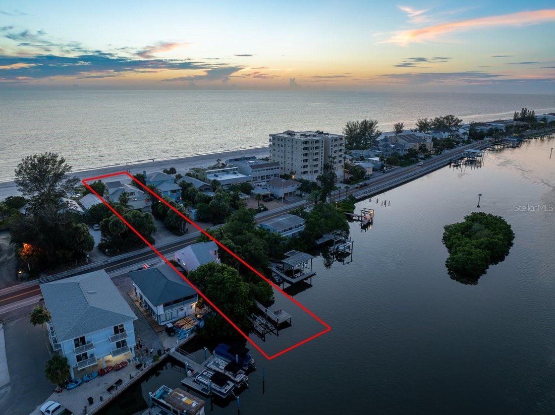 House in Indian Shores, Florida, United States 1 - 17182540