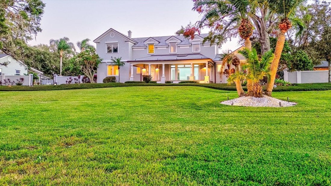 House in Tarpon Springs, Florida, United States 4 - 17183275
