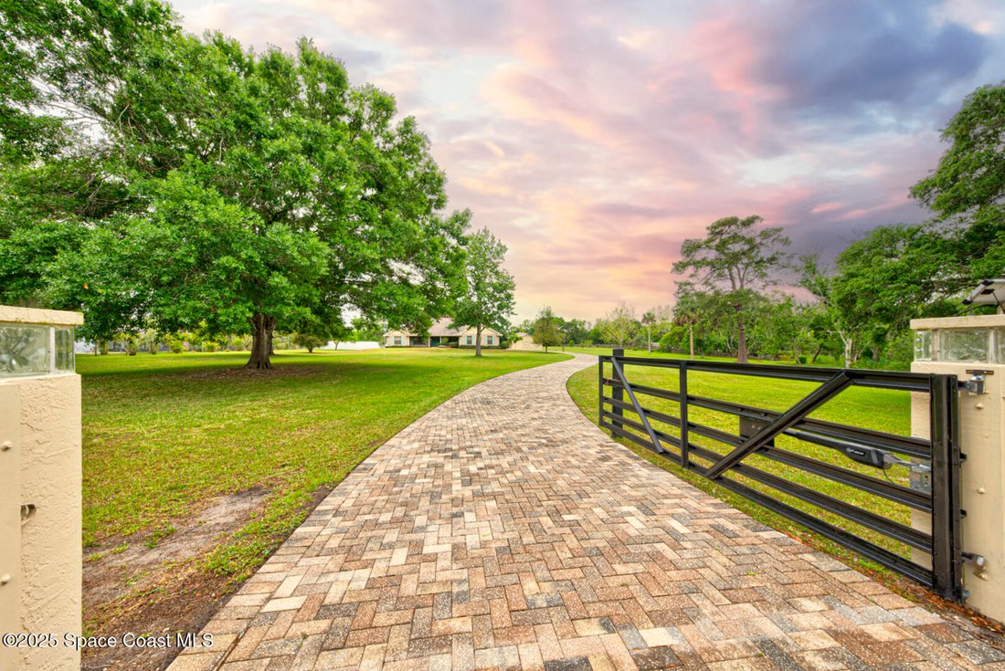 House in Titusville, Florida, United States 5 - 17162812