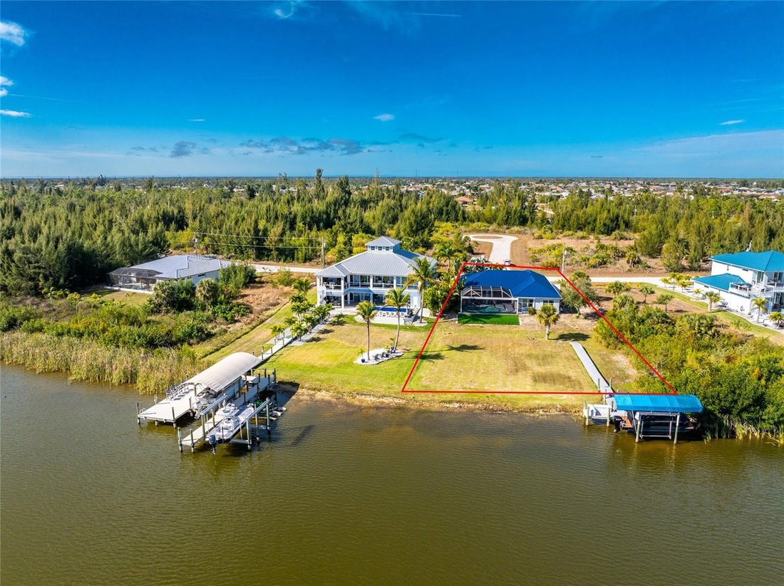Casa en Port Charlotte, Florida, Estados Unidos 2 - 17179247