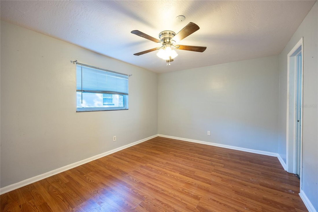 Clearwater, Florida, United States 5 - 17180278