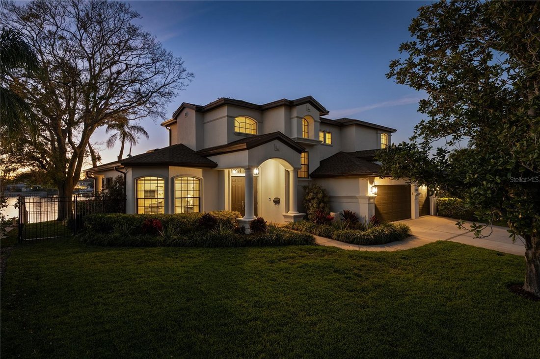 House in St. Petersburg, Florida, United States 1 - 17181758