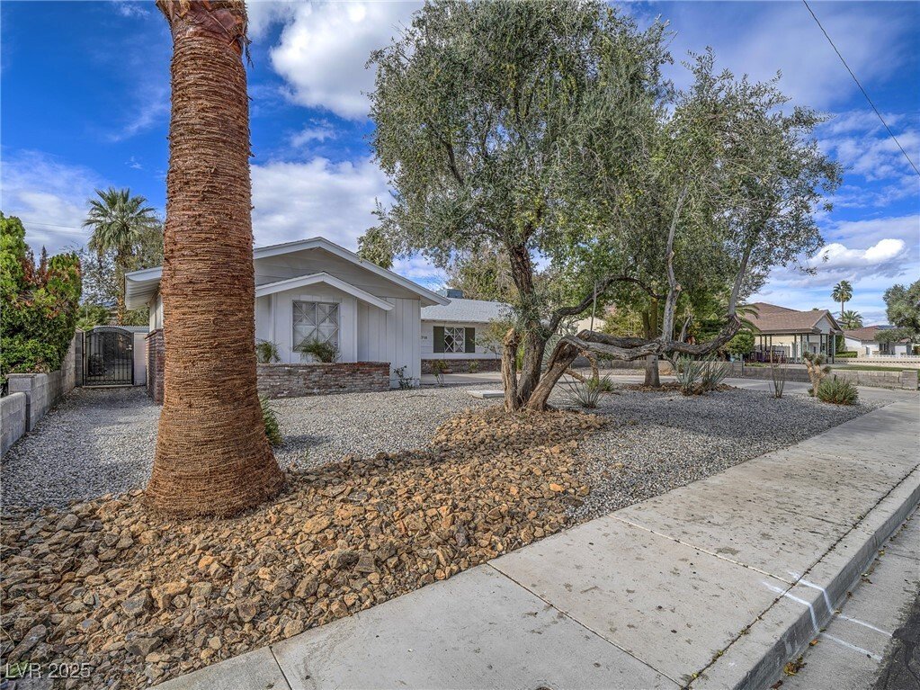 House in Las Vegas, Nevada, United States 3 - 17168819