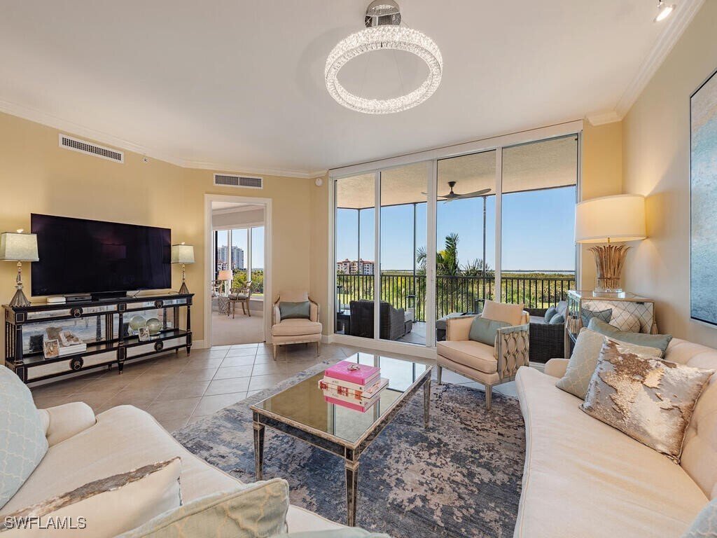 Condo in Estero, Florida, United States 4 - 17172521