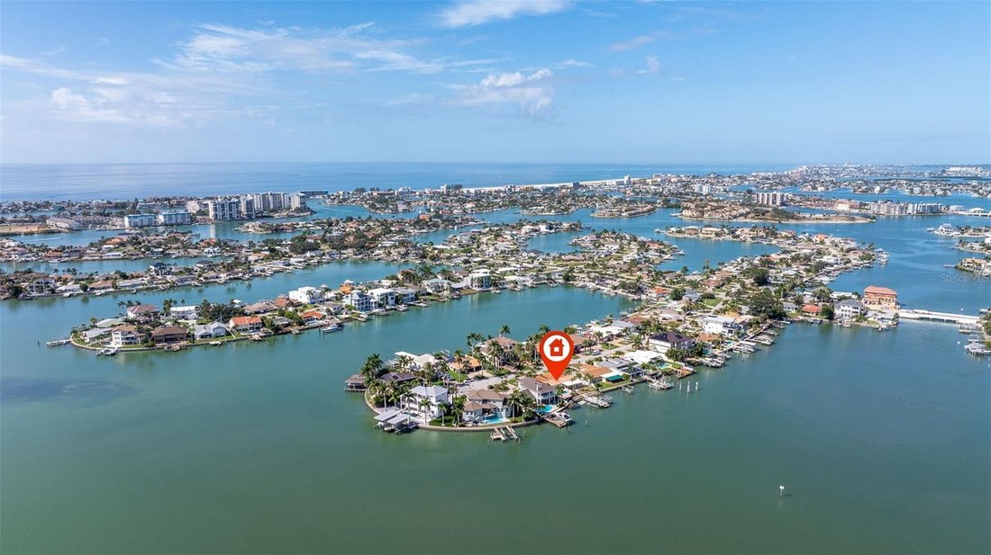 House in St. Petersburg, Florida, United States 1 - 17185529