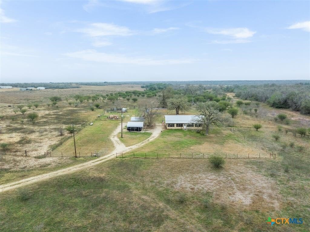 House in Harwood, Texas, United States 4 - 17170882