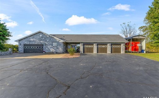 House in Bismarck, Missouri, United States 1