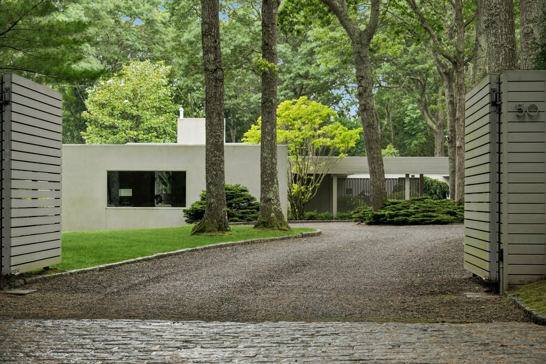 Bridgehampton, New York, United States 1 - 15879171