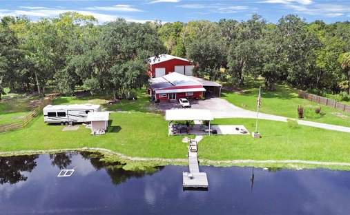 Farm Ranch in New Smyrna Beach, Florida, United States 1