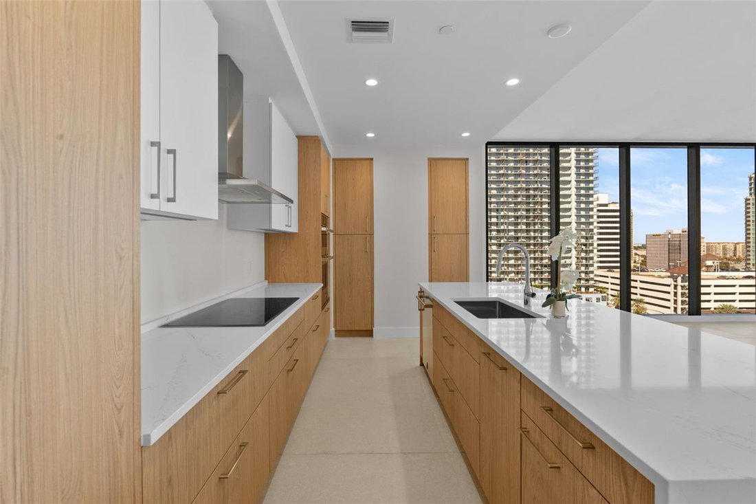 Condo in St. Petersburg, Florida, United States 4 - 17179599