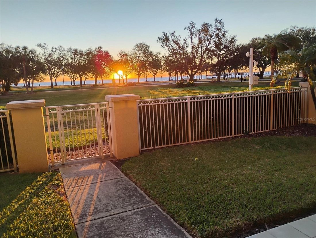 Condo in St. Petersburg, Florida, United States 2 - 17186990