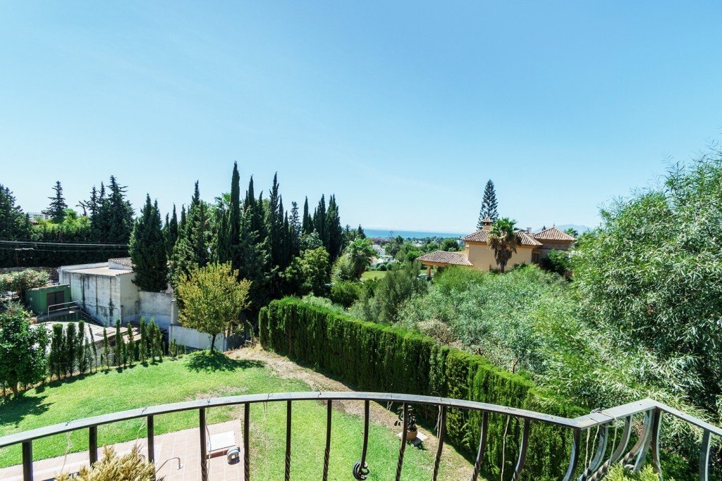 Villa in Marbella, Andalusia, Spain 2 - 17188328