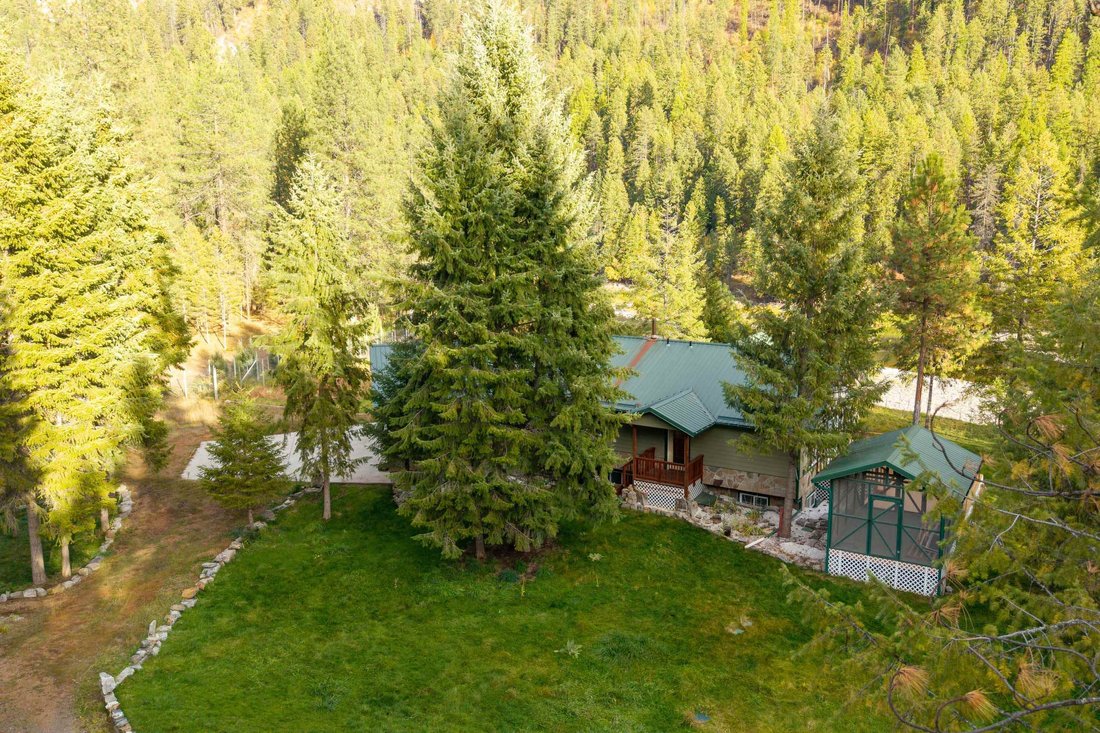 House in Kettle Falls, Washington, United States 4 - 17163423