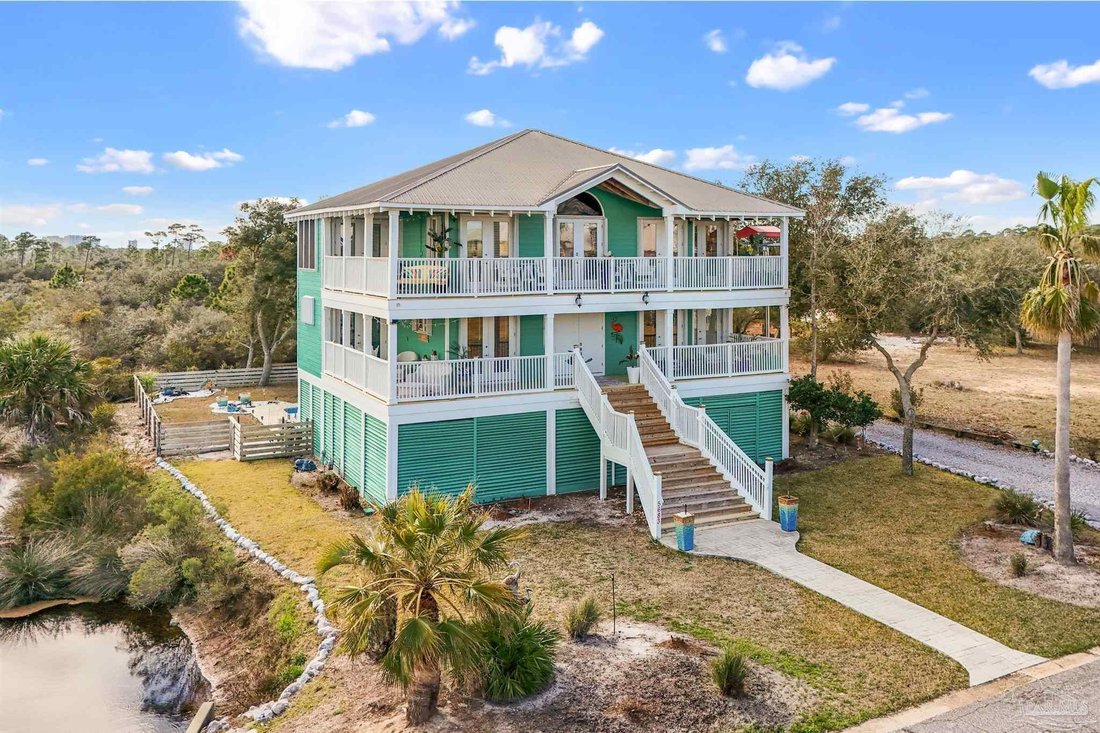 House in Pensacola, Florida, United States 1 - 17161557