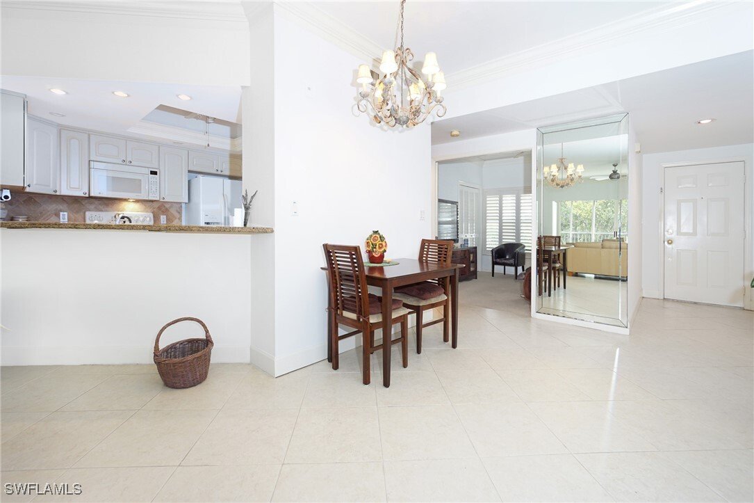 Condo in Naples, Florida, United States 5 - 17174215