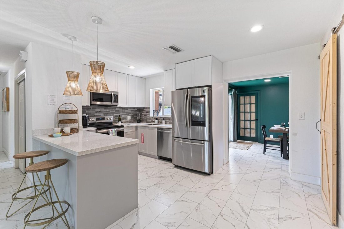 House in Oakland Park, Florida, United States 5 - 17177632