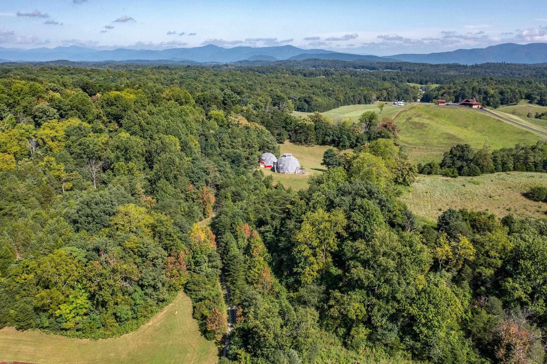 House in Natural Bridge, Virginia, United States 1 - 17176829