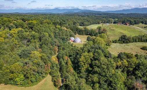 House in Natural Bridge, Virginia, United States 1