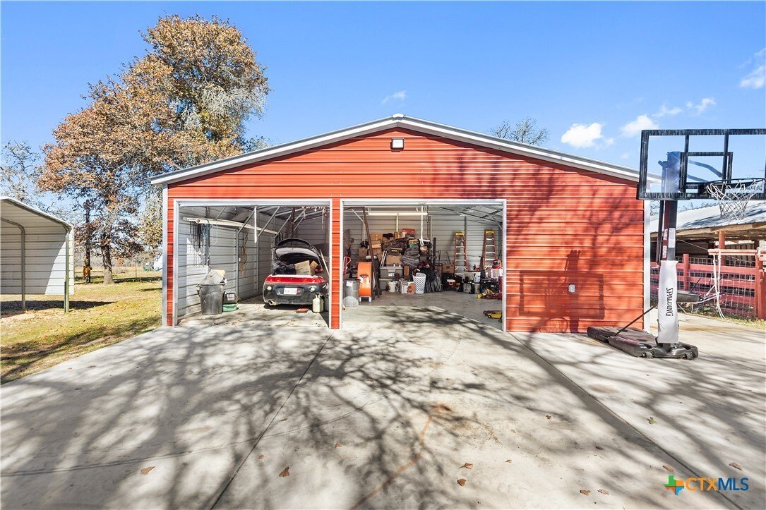 Seguin, Texas, United States 3 - 17171342