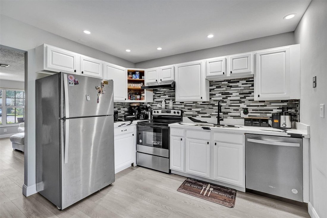 House in Coral Springs, Florida, United States 5 - 17176744