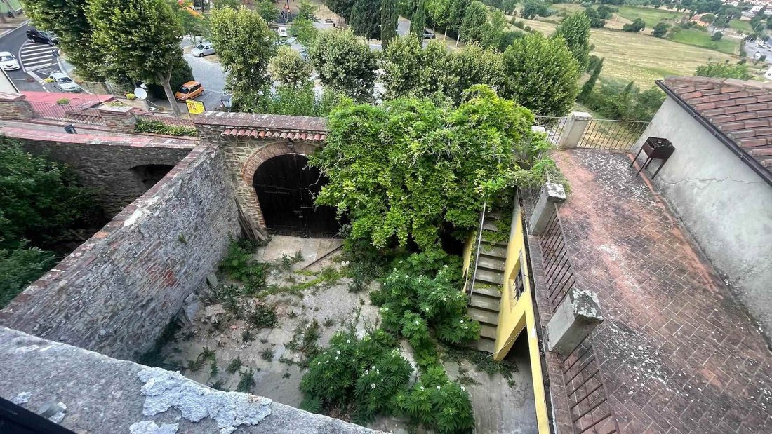 Townhouse in Castiglion Fiorentino, Tuscany, Italy 5 - 17178356
