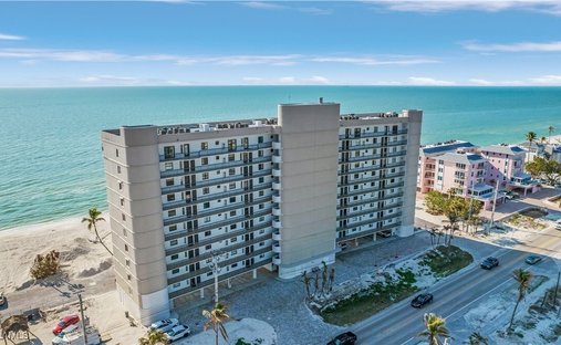 Condo in Bonita Springs, Florida, United States 1