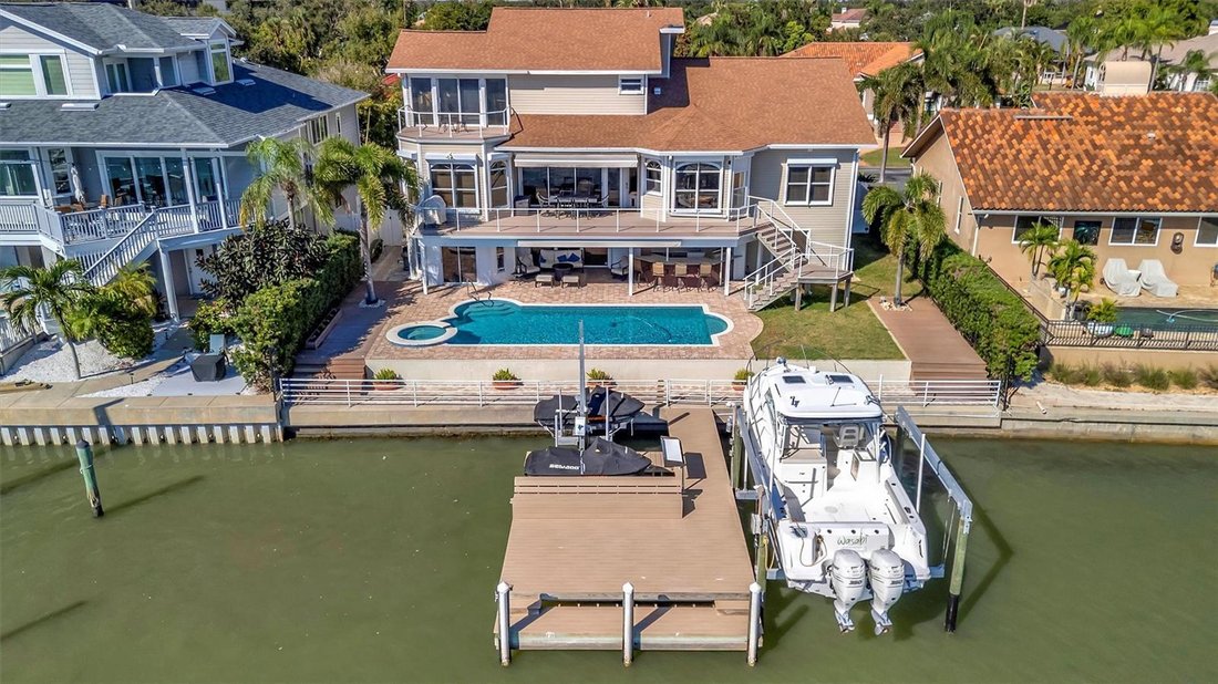 House in St. Petersburg, Florida, United States 1 - 17179049