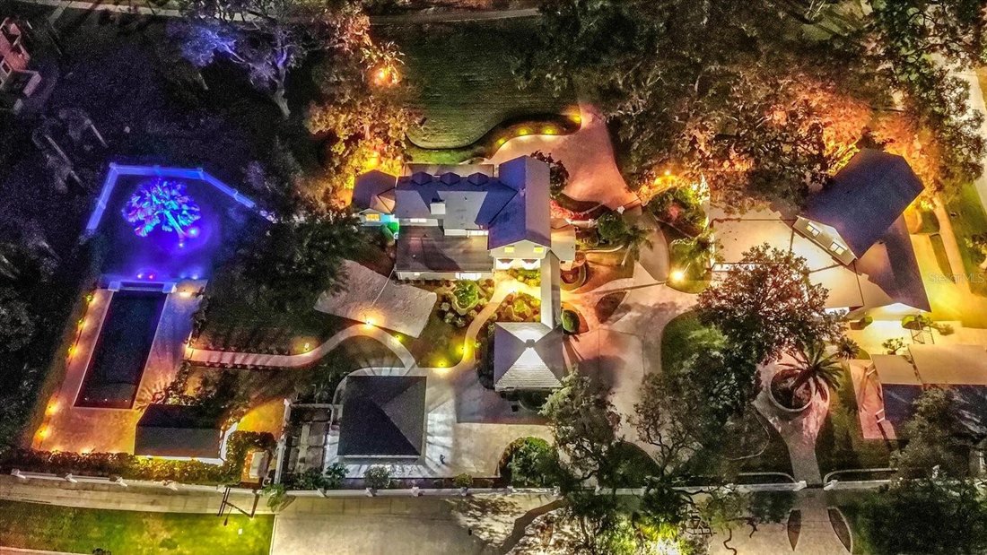 House in Tarpon Springs, Florida, United States 1 - 17183275