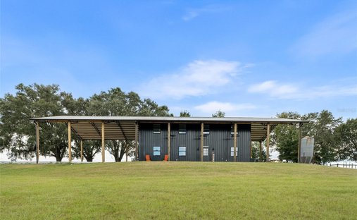 House in Morriston, Florida, United States 1