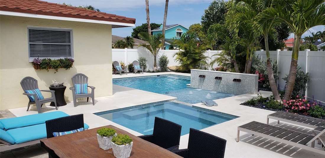 House in Madeira Beach, Florida, United States 2 - 17179303