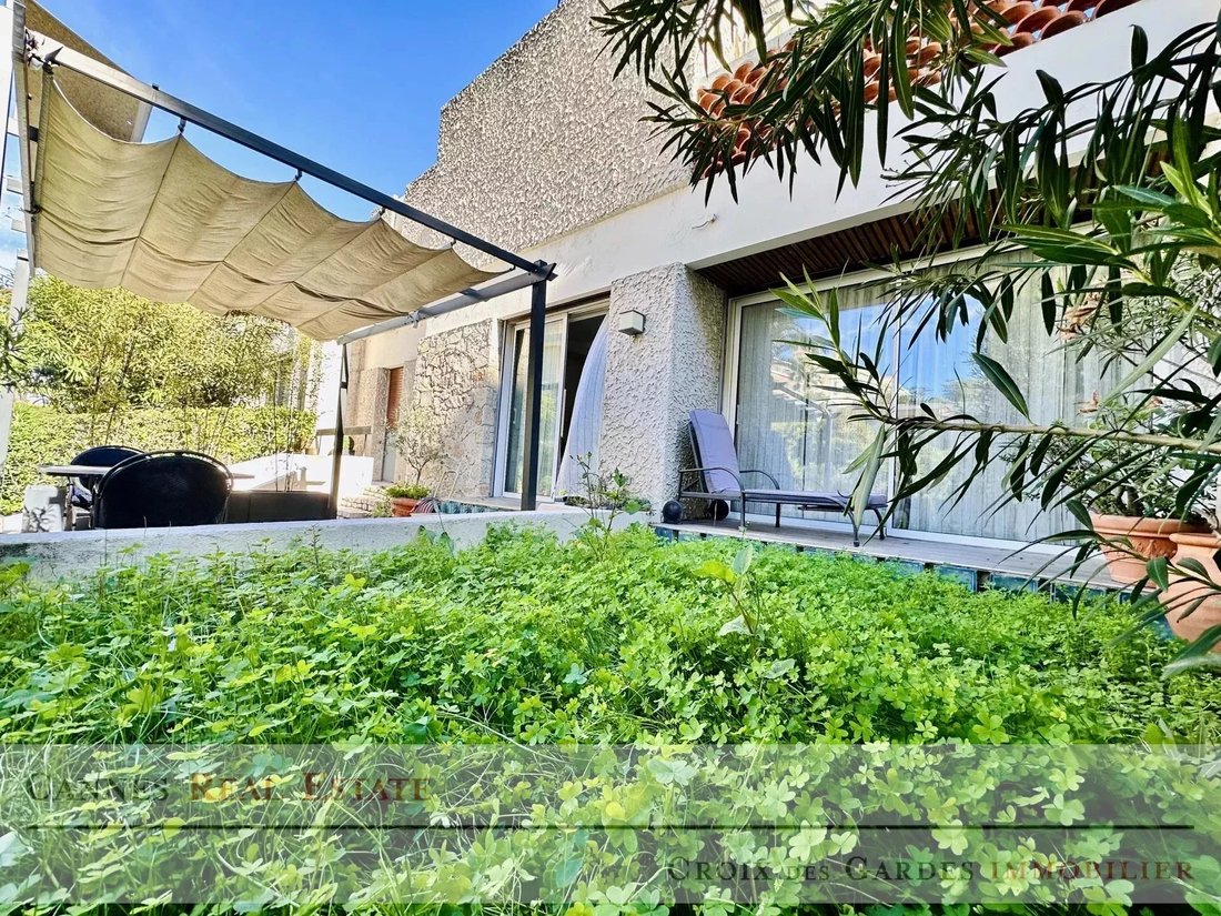 House in Cannes, Provence-Alpes-Côte d'Azur, France 2 - 13814481