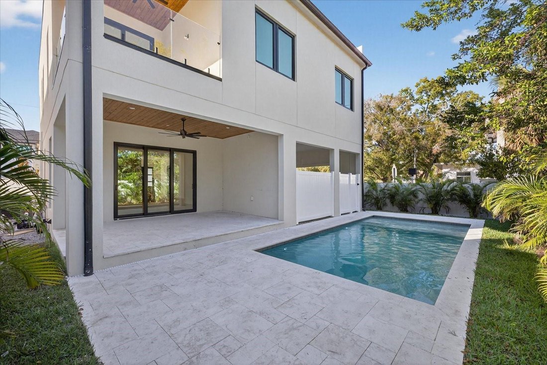 House in Tampa, Florida, United States 4 - 17182275