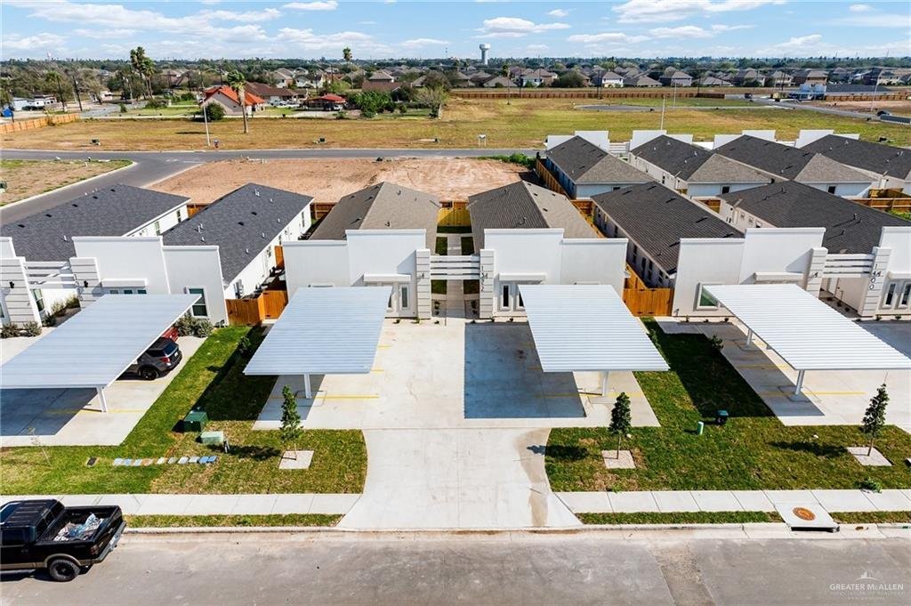 Weslaco, Texas, United States 4 - 17167009