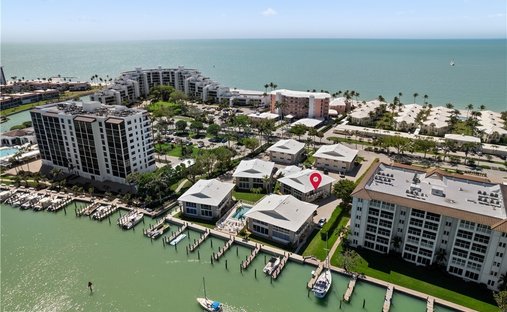 Cooperativa en Naples, Florida, Estados Unidos 1