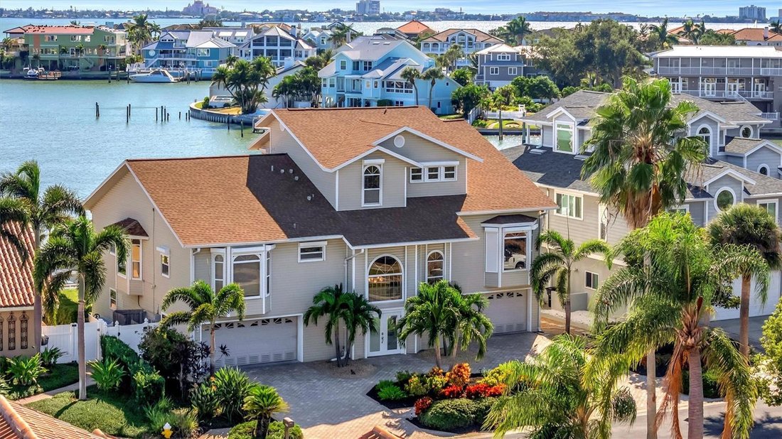 House in St. Petersburg, Florida, United States 3 - 17179049