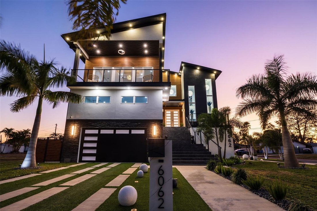 House in St. Petersburg, Florida, United States 3 - 17181770